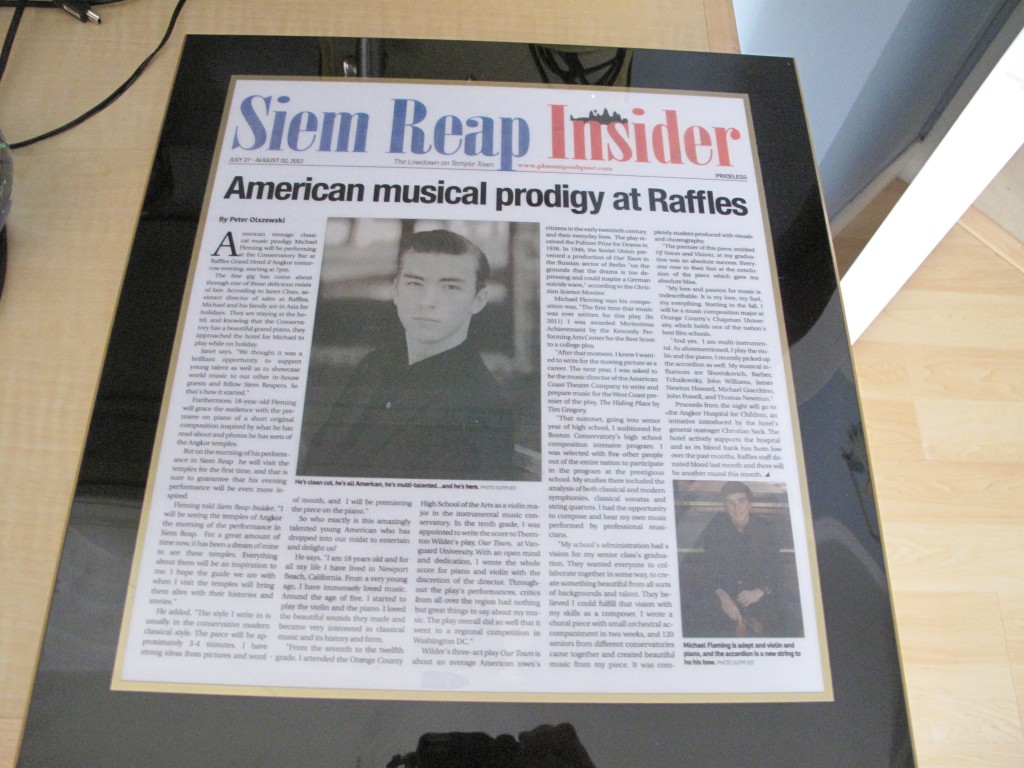 Laminate a newspaper article AwardPro